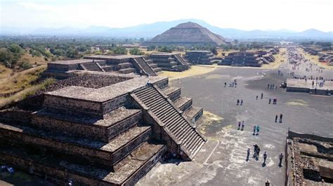 A Queda de Teotihuacan: Uma Civilização Maya em Ascensão e o Declínio Misterioso de uma Cidade Sagrada